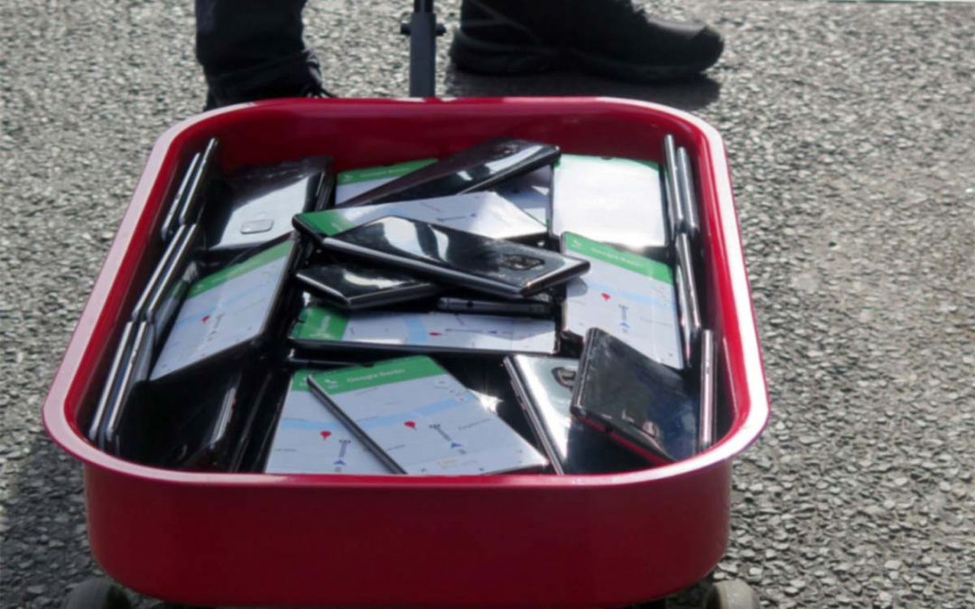 Want to reduce traffic on your street? Try a wagon full of smart phones.